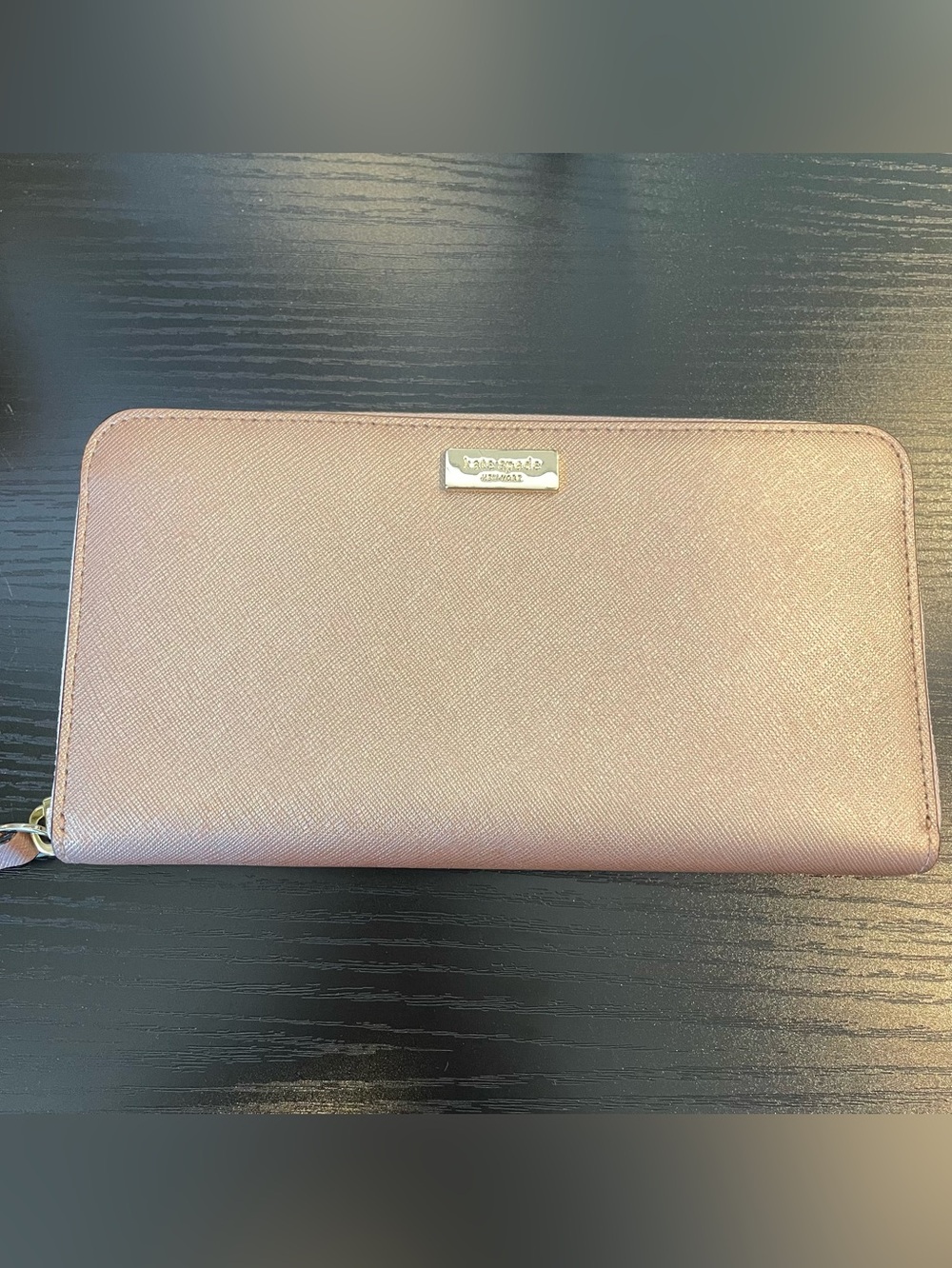🔥KATE SPADE🔥Rose Gold Zip Around Wallet